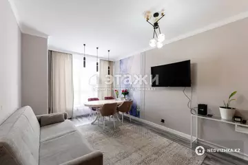 4-комнатная квартира, этаж 7 из 10, 93 м²