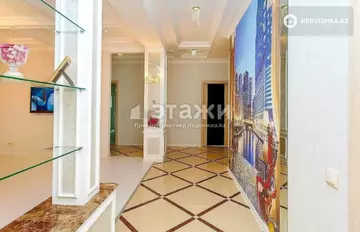 3-комнатная квартира, этаж 38 из 43, 141 м²