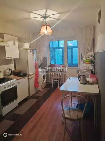 107 м², 5-комнатная квартира, этаж 2 из 5, 107 м², изображение - 7