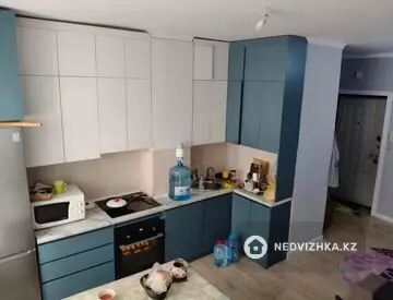 2-комнатная квартира, этаж 6 из 10, 38 м²