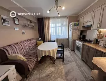 2-комнатная квартира, этаж 4 из 5, 72 м²