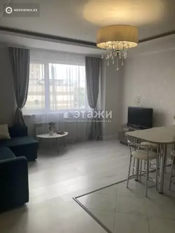 2-комнатная квартира, этаж 8 из 25, 45 м²