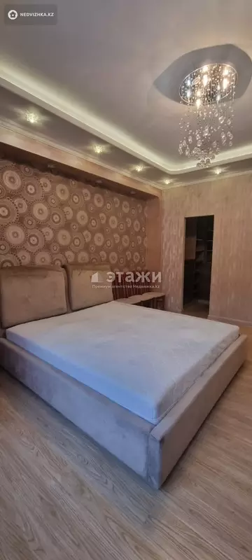 4-комнатная квартира, этаж 10 из 18, 125 м², на длительный срок