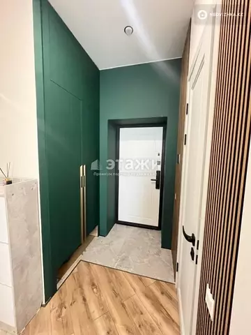 3-комнатная квартира, этаж 10 из 12, 57 м²