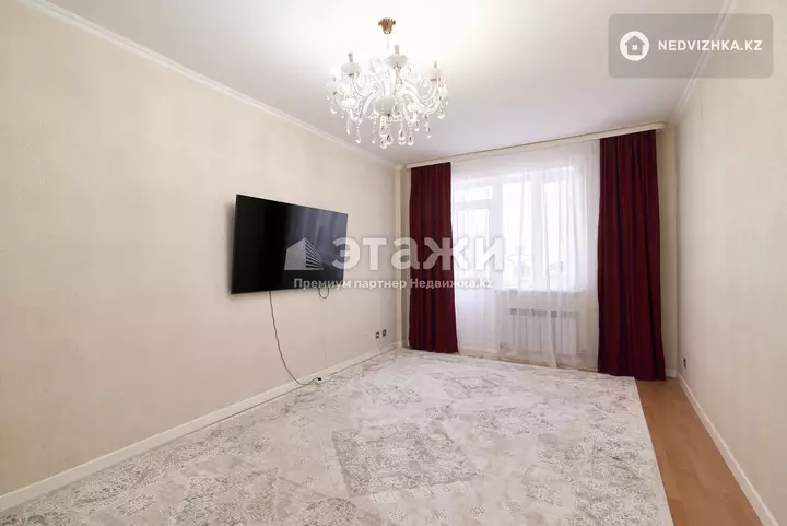 80 м², 3-комнатная квартира, этаж 3 из 9, 80 м², изображение - 1