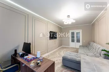 3-комнатная квартира, этаж 4 из 20, 104 м²