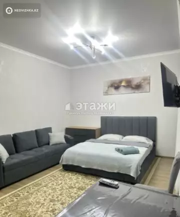 1-комнатная квартира, этаж 3 из 9, 37 м²