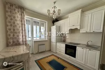 1-комнатная квартира, этаж 2 из 9, 38 м²