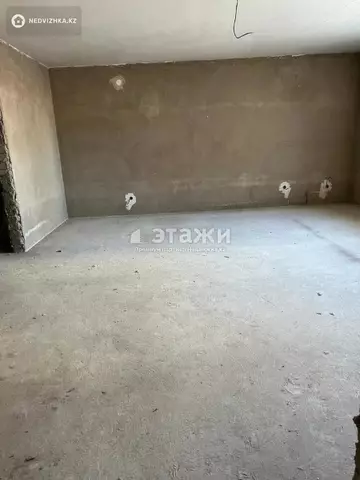 3-комнатная квартира, этаж 8 из 10, 127 м²