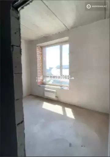1-комнатная квартира, этаж 9 из 10, 37 м²