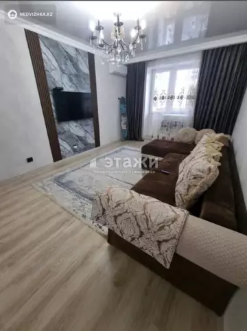 2-комнатная квартира, этаж 10 из 12, 76 м²