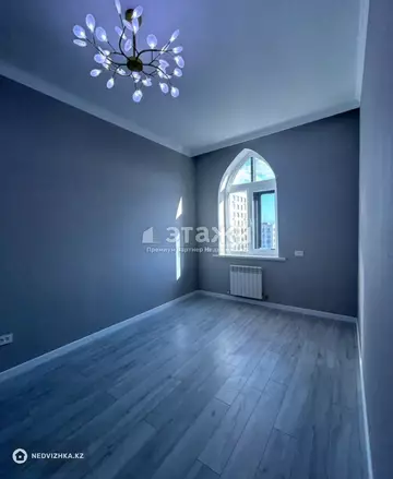 3-комнатная квартира, этаж 12 из 12, 72 м²