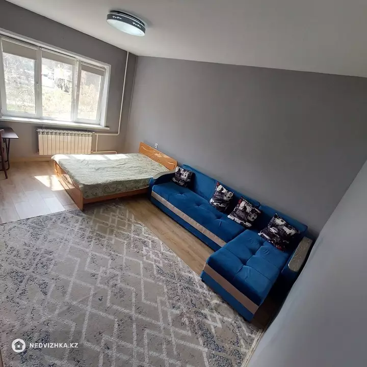 42 м², 1-комнатная квартира, этаж 2 из 9, 42 м², на длительный срок, изображение - 1