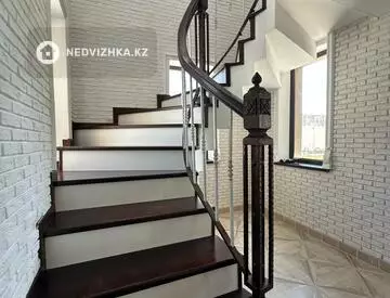 393 м², 7-комнатный дом, 8 соток, 393 м², изображение - 9