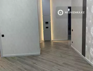 3-комнатная квартира, этаж 9 из 12, 76 м²