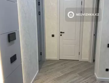 3-комнатная квартира, этаж 9 из 12, 76 м²