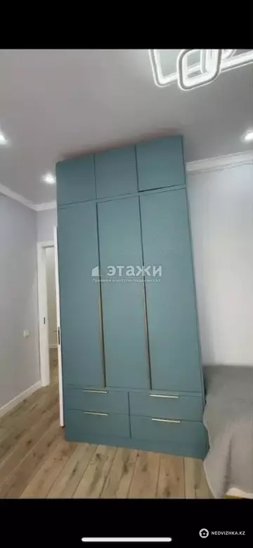 4-комнатная квартира, этаж 16 из 20, 102 м²