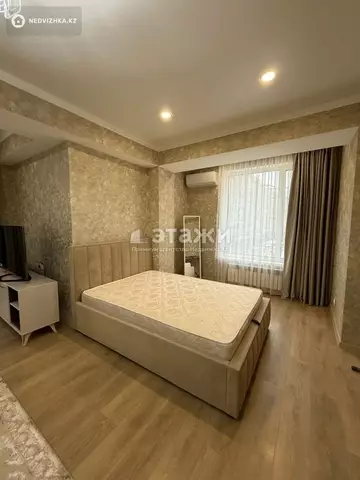 1-комнатная квартира, этаж 2 из 5, 59 м², на длительный срок