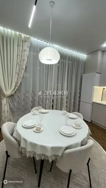 2-комнатная квартира, этаж 7 из 17, 70 м²