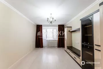 3-комнатная квартира, этаж 3 из 5, 60 м²