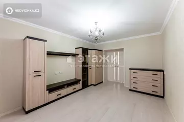 3-комнатная квартира, этаж 3 из 5, 60 м²