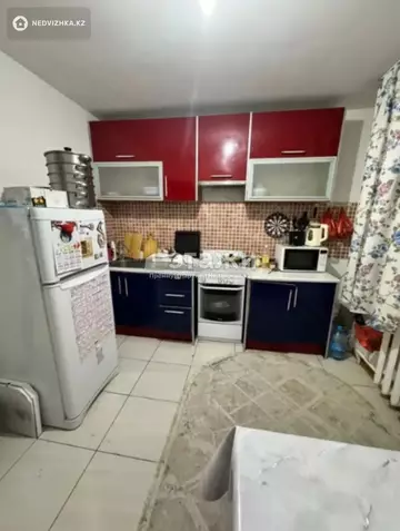 2-комнатная квартира, этаж 2 из 9, 58 м²