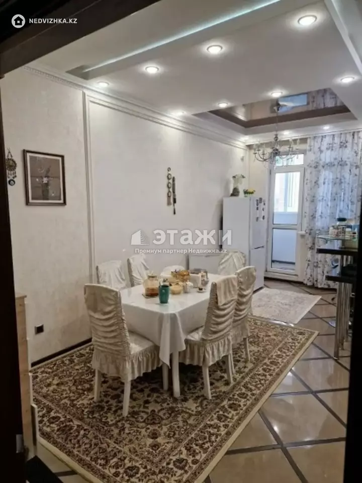 194 м², 4-комнатная квартира, этаж 3 из 10, 194 м², изображение - 1