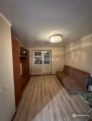 2-комнатная квартира, этаж 4 из 6, 36 м²
