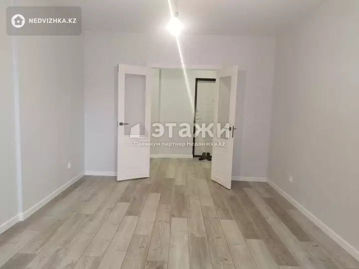 63 м², 2-комнатная квартира, этаж 3 из 12, 63 м², изображение - 1
