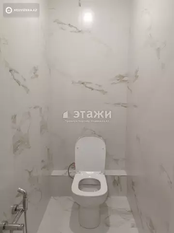 2-комнатная квартира, этаж 3 из 12, 63 м²