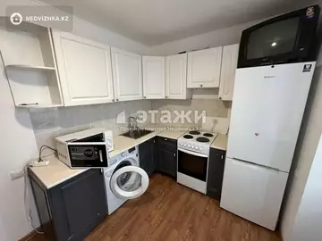 2-комнатная квартира, этаж 4 из 5, 53 м²