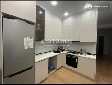3-комнатная квартира, этаж 12 из 12, 60 м²