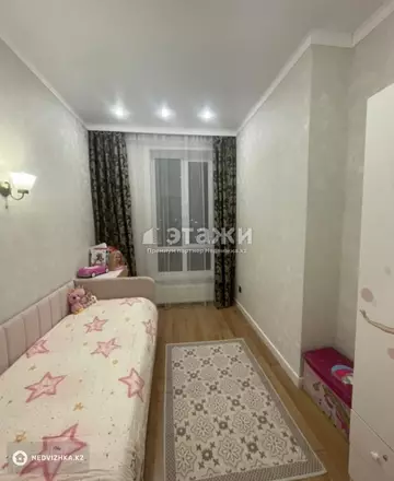 3-комнатная квартира, этаж 12 из 12, 60 м²
