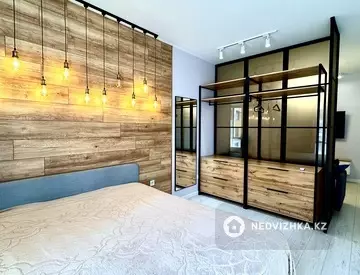 2-комнатная квартира, этаж 7 из 12, 65 м², на длительный срок