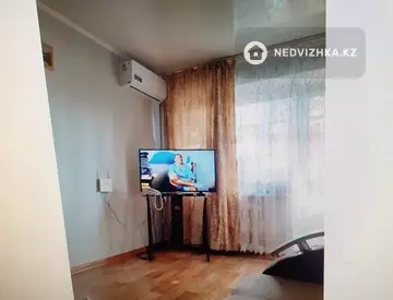 3-комнатная квартира, этаж 3 из 5, 45 м²