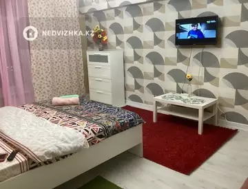 1-комнатная квартира, этаж 3 из 7, 41 м², на длительный срок