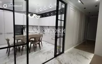 4-комнатная квартира, этаж 2 из 7, 147 м²