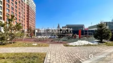 2-комнатная квартира, этаж 10 из 14, 55 м², на длительный срок