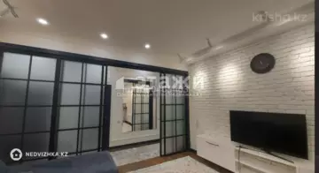 3-комнатная квартира, этаж 3 из 30, 87 м², на длительный срок