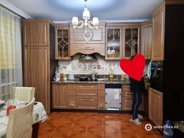 3-комнатная квартира, этаж 6 из 9, 94 м²