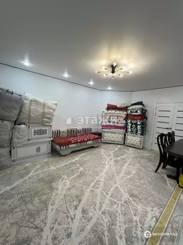 3-комнатная квартира, этаж 10 из 10, 98 м²