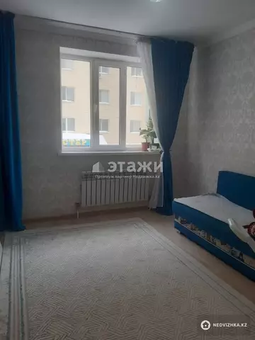 1-комнатная квартира, этаж 1 из 7, 38 м²