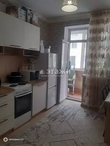 1-комнатная квартира, этаж 1 из 7, 38 м²