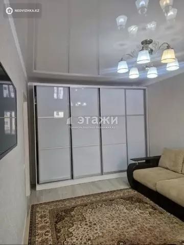 1-комнатная квартира, этаж 3 из 8, 41 м²