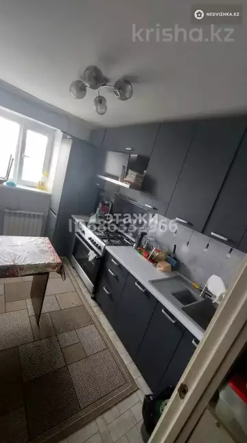 2-комнатная квартира, этаж 4 из 5, 54 м²