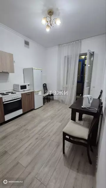1-комнатная квартира, этаж 8 из 22, 56 м²