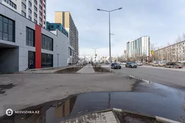 3-комнатная квартира, этаж 19 из 25, 100 м²