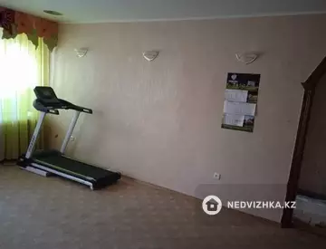 3-комнатная квартира, этаж 3 из 5, 80 м²
