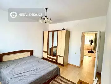 2-комнатная квартира, этаж 8 из 9, 67 м²