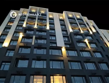 2-комнатная квартира, этаж 8 из 9, 70 м²